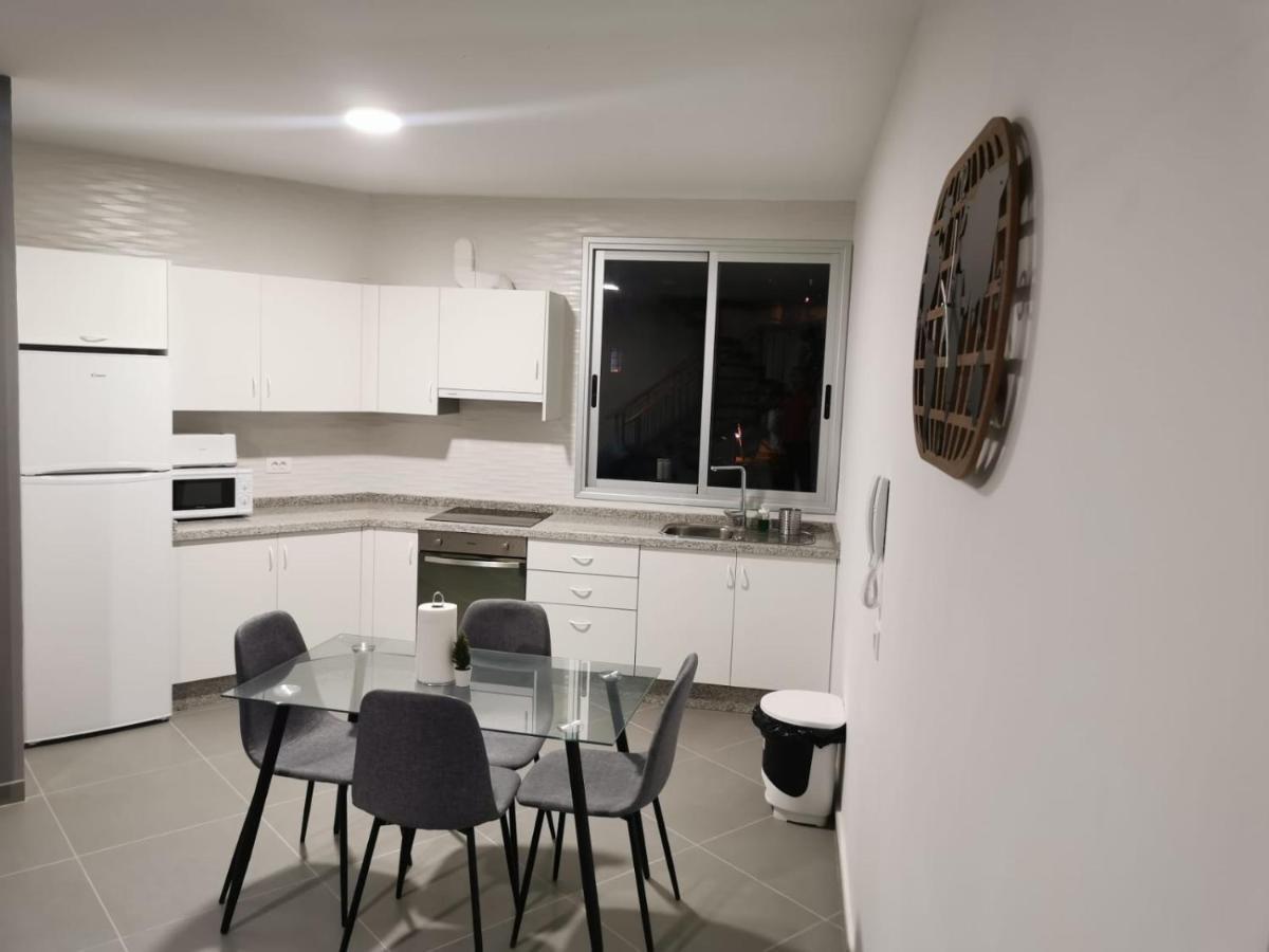 Amplio Duplex Lägenhet Tamaimo Exteriör bild